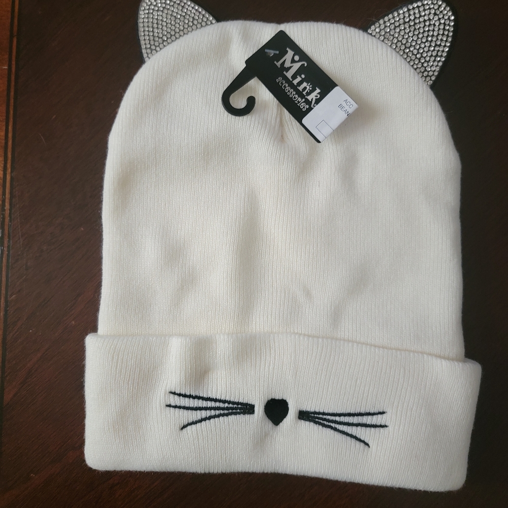 Women/Teen White Cat Rhinestones Ear Beanie